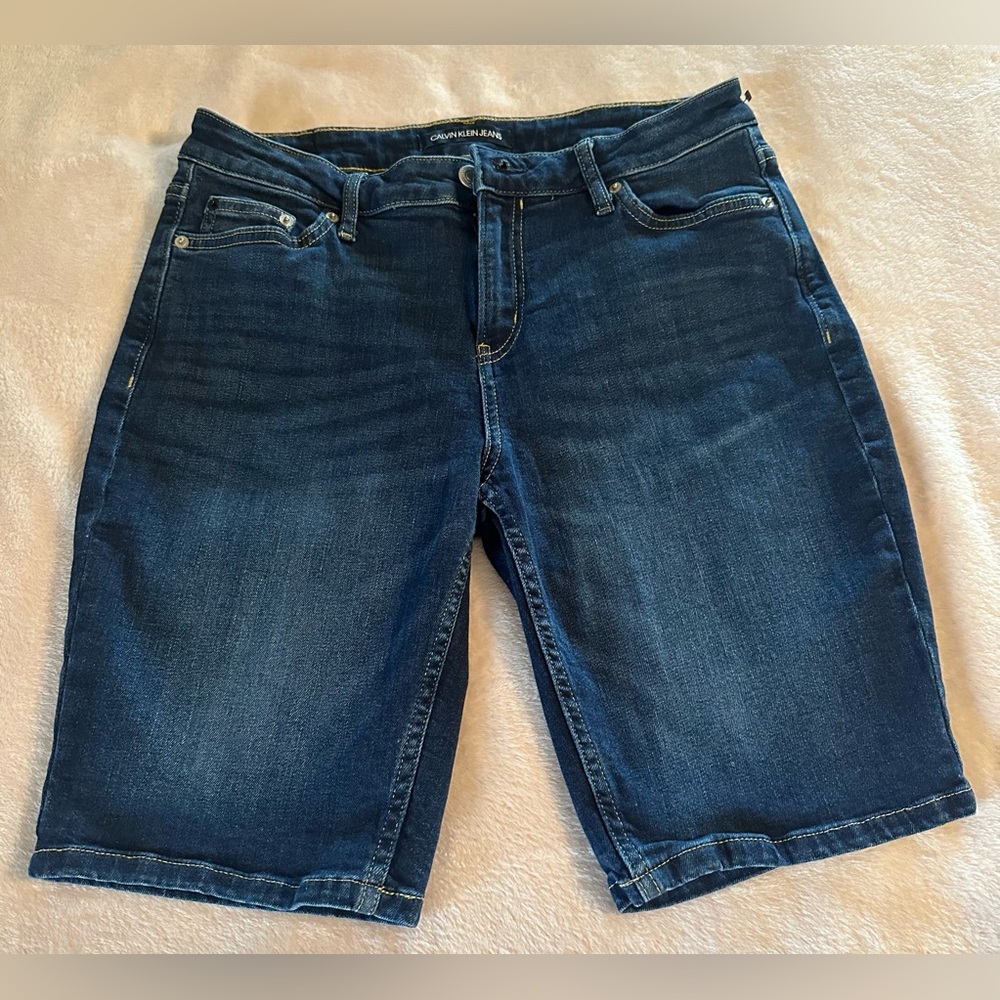 Like New Calvin Klein Jeans Women's Dark Denim Bermuda Shorts